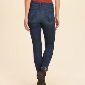 Hollister Dark Wash Skinny Jeans